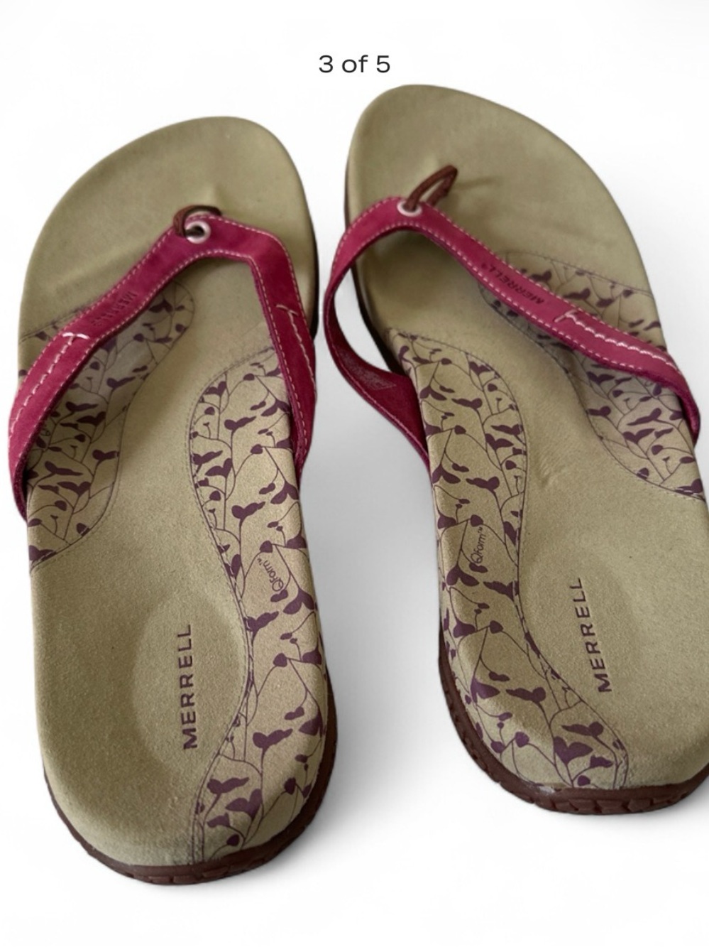 Merrell Women's Magenta Floral-Print Thong Sandals